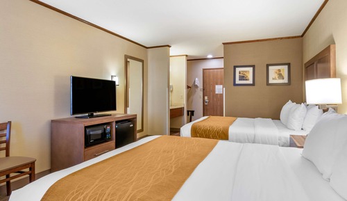 Standard Room, 2 Queen Beds, Non Smoking