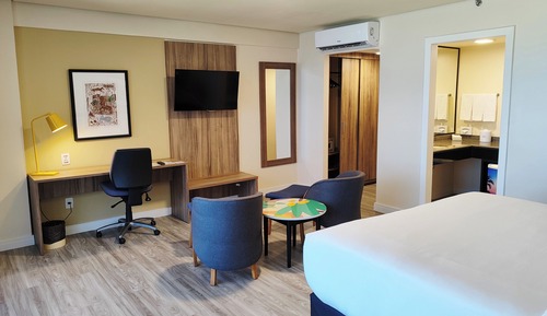 Premium Room, 1 King Bed, Ocean View (Panoramic)