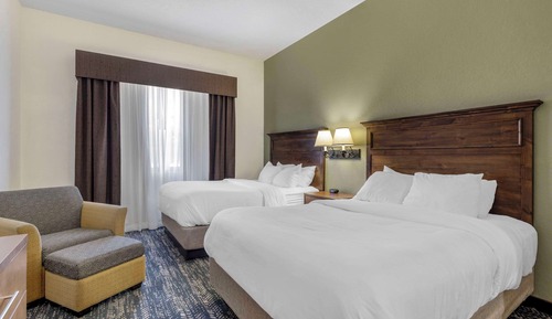 Suite, 2 Queen Beds, Non Smoking