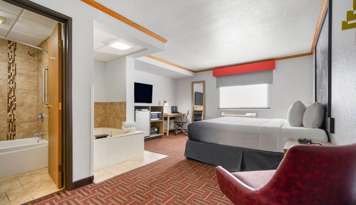 Deluxe Room, 1 King Bed, Non Smoking