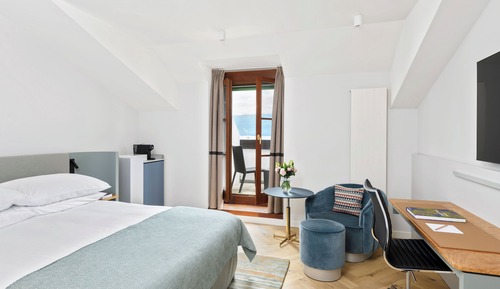 Executive Room, Lake View
