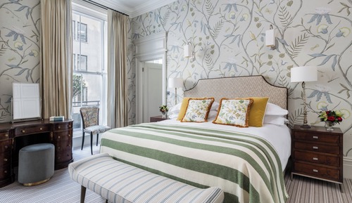 Suite (Dover)