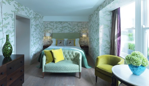Brown's Suite