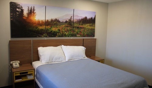 Standard Room, 1 Queen Bed, Accessible