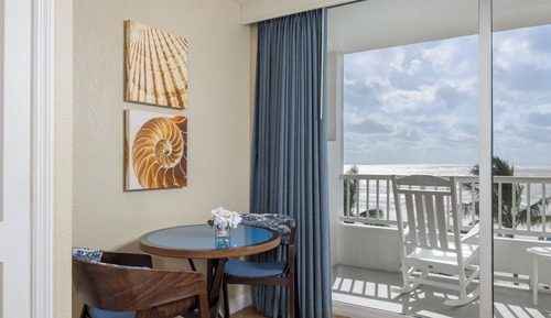Room, 2 Queen Beds, Beachfront (Tiki Tower)