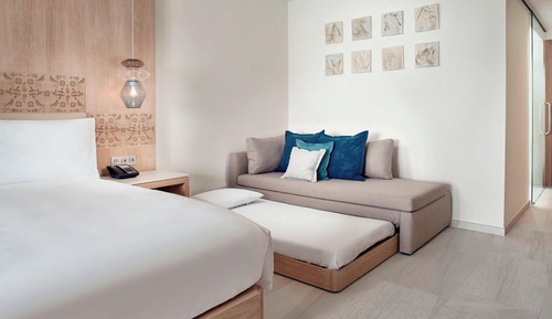 Deluxe Room, 1 King Bed, Balcony, Ocean View