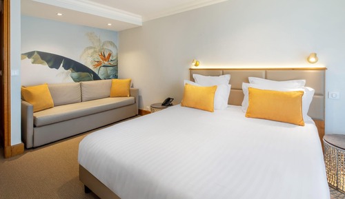 Family Room, 1 King Bed, Non Smoking, Terrace (with Sofabed)
