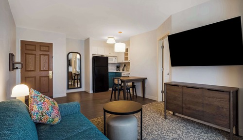 Suite, Multiple Beds (Two Bedroom)