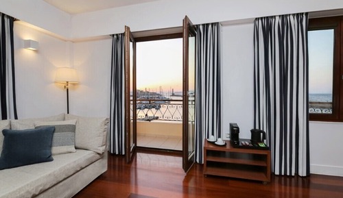 Superior Suite, Sea View