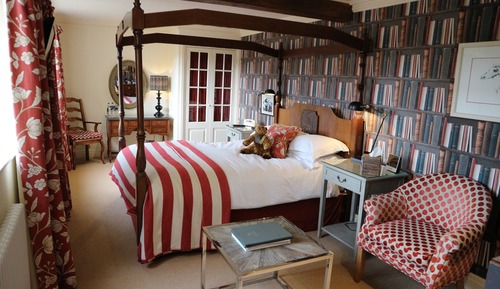 Very Good Four Poster
