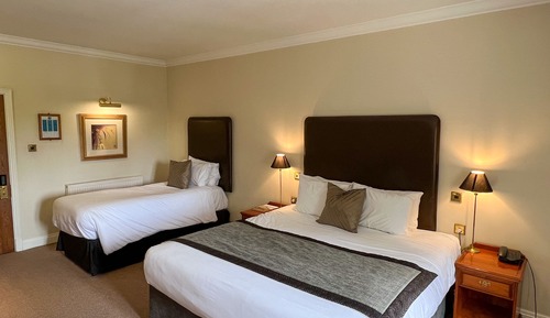 Family Room, 1 Bedroom