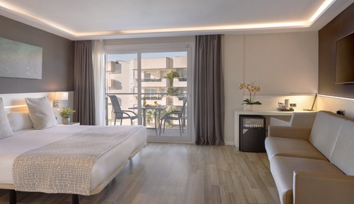Family Triple Room