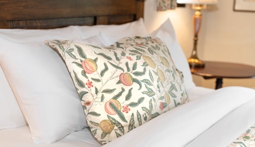 Manor House Up to 4 Person Occupancy - English Breakfast