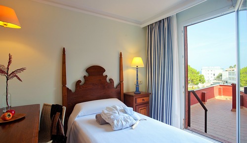 Standard Single Room