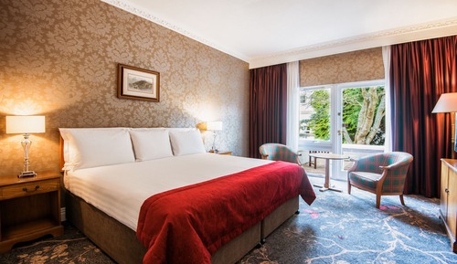 Classic Room King Bed Patio