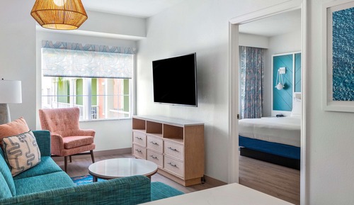 Suite, 1 King Bed