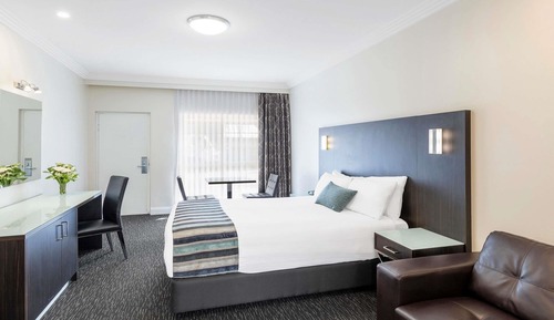 Superior Room, 1 Queen Bed