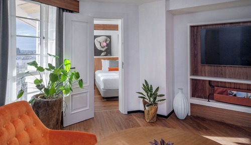 The Marylebone Suite with Executive Lounge Access (2+2)