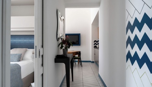 Suite, 2 Bedrooms, Sea View, Annex Building, outside the main hotel
