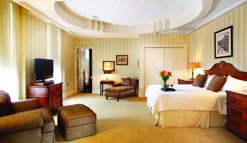 Honeymoon Suite (Morgan)