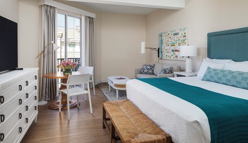 Standard Room, 1 King Bed (City View)