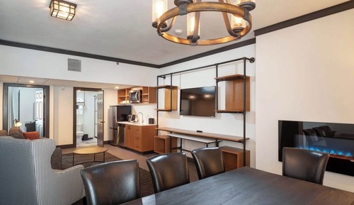 Executive Room