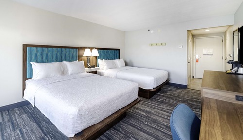 Room, 2 Queen Beds, Non Smoking, Balcony