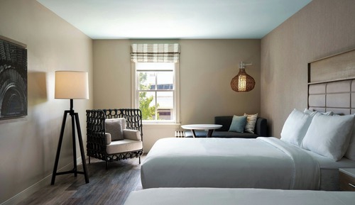 Classic Room, 2 Queen Beds (Hearing Accessible)