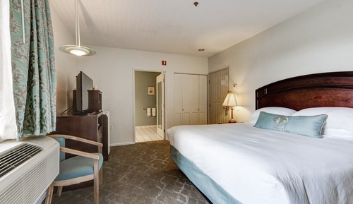 Accessible, Standard Room, 1 King Bed