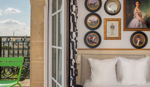 Standard Double Room, Balcony, City View (Cosy)