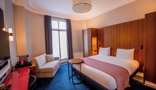 Premium Room, 1 King Bed with Sofa bed, City View