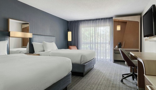 Room, 2 Queen Beds, Balcony