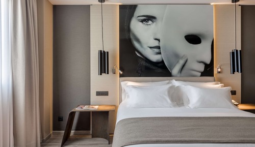 Superior Room (With Views)