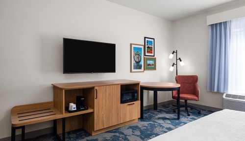 Room, 1 King Bed, Accessible (3x3 Shower)