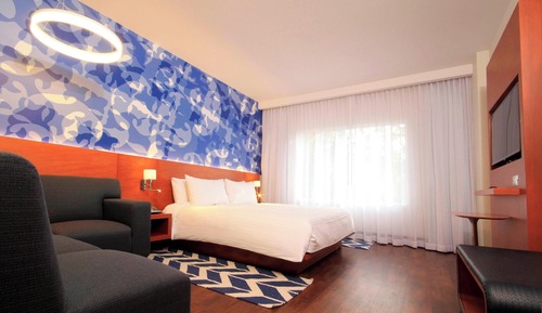 Room, 1 King Bed (No View)