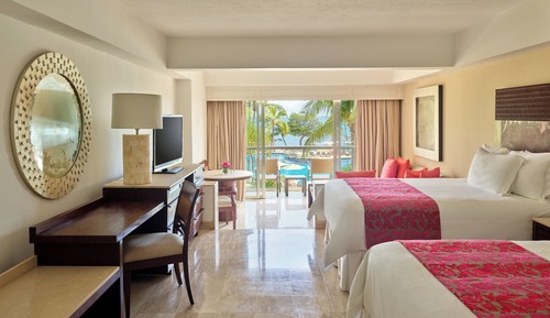 Ocean View Suite Double (2 Queen)