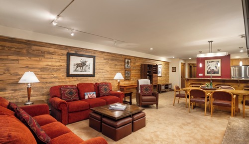 Premier Condo, Fireplace (Montaneros 202)