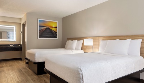 2nd floor 2 Full XL beds