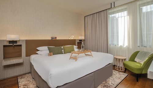 Suite, 1 King Bed