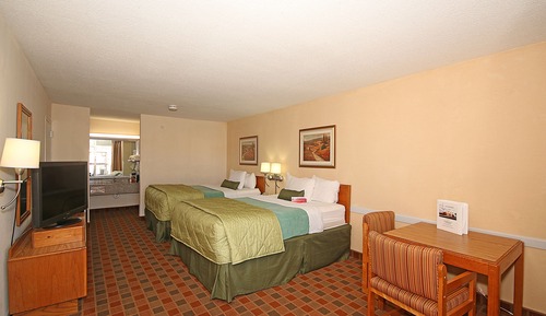 Room, 2 Queen Beds, Non Smoking