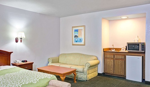 Studio Suite, 1 King Bed, Non Smoking