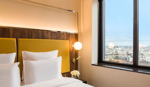 Deluxe Room, 1 King Bed