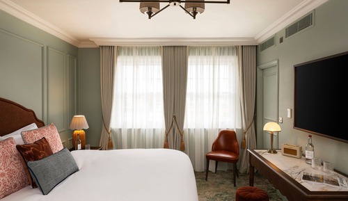Deluxe Double Room, 1 King Bed, Ensuite, City View