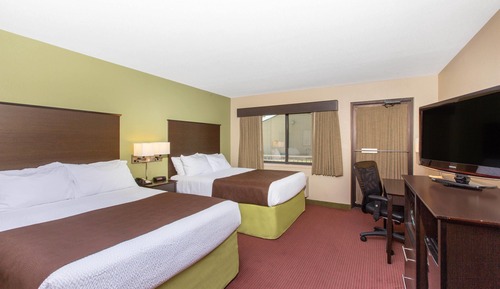 Deluxe Room, 2 Queen Beds, Non Smoking