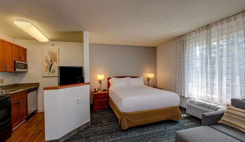 Studio, 1 Queen Bed with Sofa bed (Hearing Accessible)