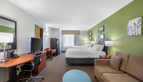 Suite, Multiple Beds, Accessible, Non Smoking