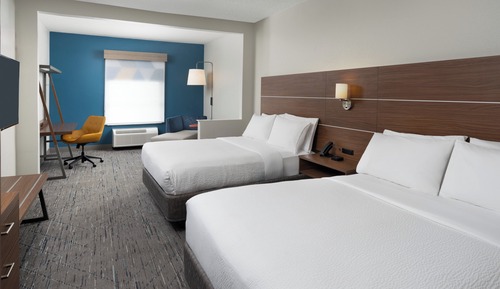 Standard Room, 2 Queen Beds (Extra Floor Space)