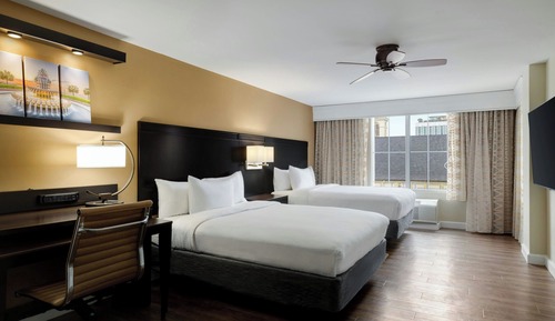 Room, 2 Queen Beds (Hearing Accessible)