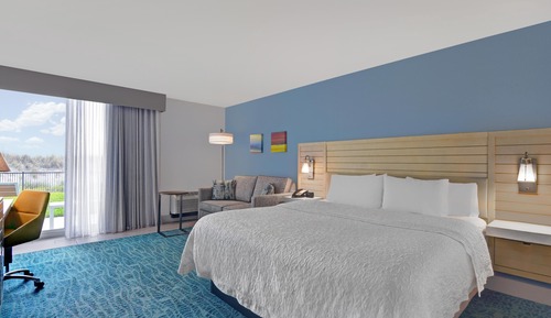 Room, 1 King Bed (1st Floor, Limited View)