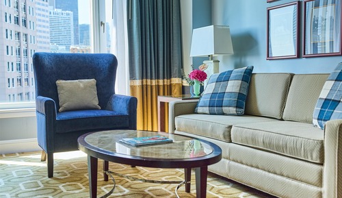 Deluxe Room, 1 King Bed, City View